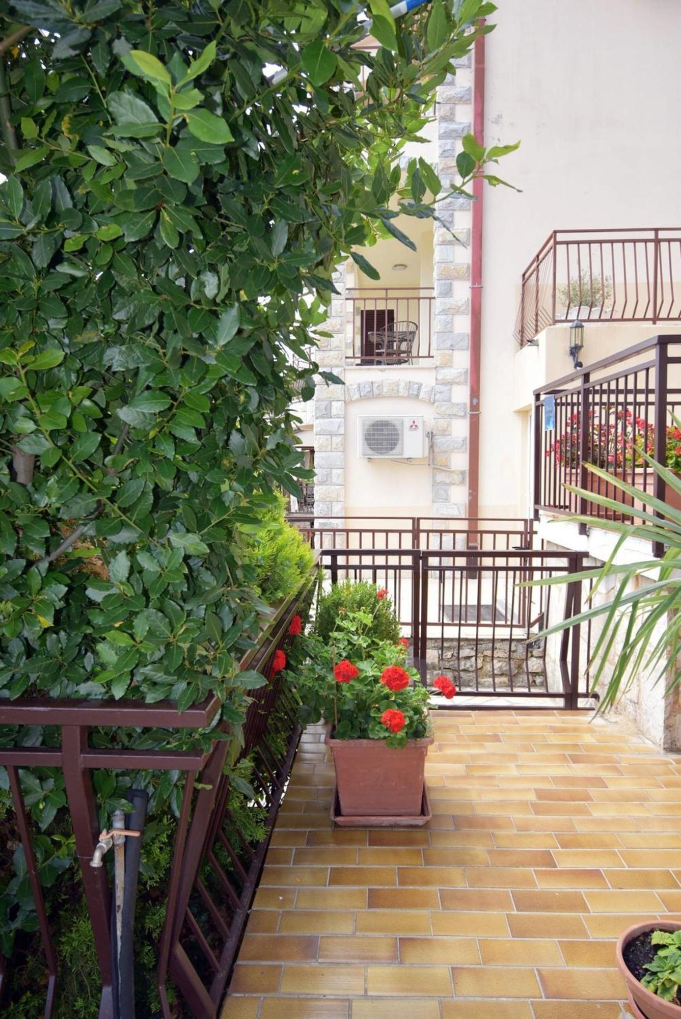 Apartment Neda In Rabac With Bay View Экстерьер фото